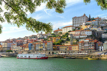 Fototapeta na wymiar harbor view in Portugal