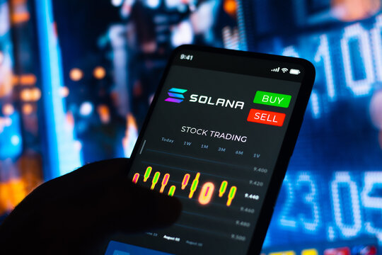 June 20, 2022, Brazil. In this photo illustration, the stock trading graph of Solana (SOL) seen on a smartphone screen.