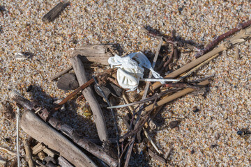 The Sad End of a Little White Balloon