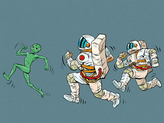 Astronauts are running after the alien. Space Police