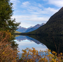 Obraz premium Winter's morning at Lake Gunn, near Fiordland National Park, New Zealand