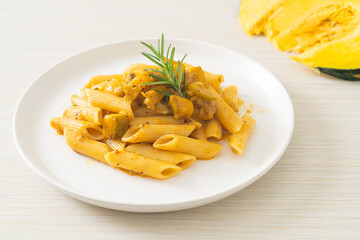 pumpkin penne pasta alfredo sauce