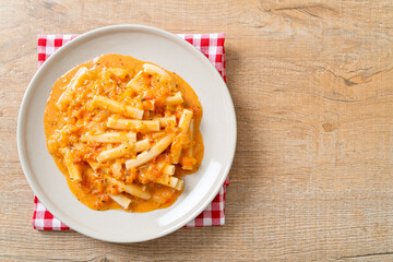 rigatoni penne pasta creamy tomato