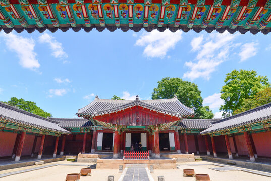 Korean treasure No.1578, Main Hall of Gyeonggijeon Shrine in Jeonj-si, Jeollabuk-do, South Korea.