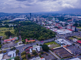 Obraz premium Beautiful aerial view of the Sabana Metropolitan Park in the center of San José Costa Rica