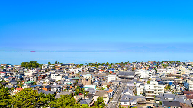 島原城 （シマバラジョウ）
Shimabara Castle
島原城展望からのパノラマ景色
(海・有明海・島原市・市街地)
日本(春)2022年撮影
Taken in 2022, Japan (Spring)
長崎県島原市(島原城)
Shimabara City, Nagasaki Prefecture, Kyushu (Shimabara Castle)