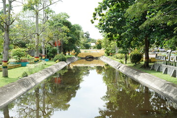 fountain in the park