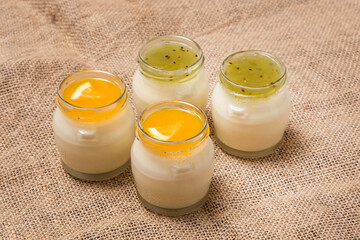 アウトドアでおやつ　 cold sweets(desserts pudding) 