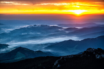 Fototapeta premium Sunrise in the Rarau mountains, Eastern Carpathians, Romania.