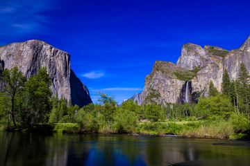 Fototapeta na wymiar Yosemite Valley view in the afternoon