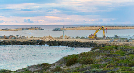 Ocean Reef Boat Harbour construction  © Magnus
