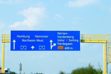 Autobahnschild Northeim-West