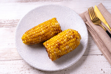 焼きとうもろこし