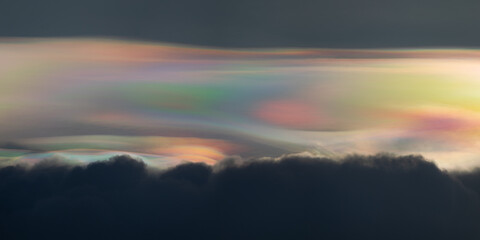 Rainbow atmospheric phenomena