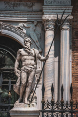 statue of the virgin mary
