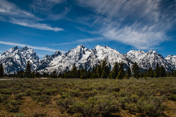 Fototapeta na wymiar Mountain views at Grand Teton National Park