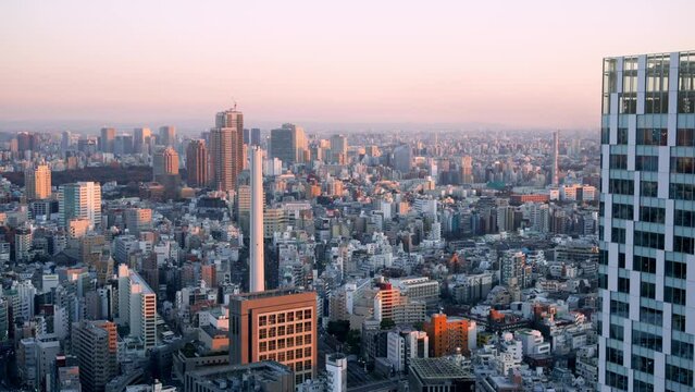 4Kタイムラプス渋谷夕方から夜景をズームアウト撮影