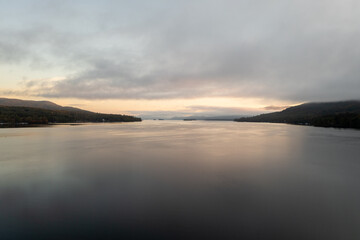 Fototapeta premium Dawn - Lake George, New York