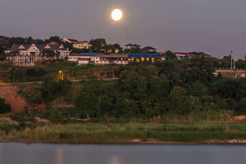 Fototapeta na wymiar full moon in evening at north Thailand