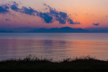 Fototapeta na wymiar 琵琶湖畔の朝