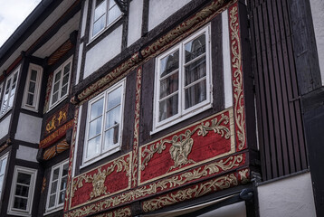 Historische verzierte Fachwerkfassade in Hameln