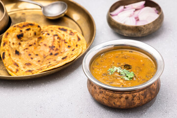 Black lentils curry, maa ki daal, is a delicious, creamy punjabi daal with whole black gram and a touch of desi ghee