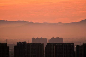 Fototapeta premium sunset over the city