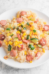 トウモロコシとズッキーニのチャーハン