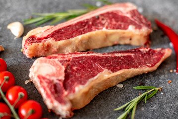 Obraz premium Raw steak 