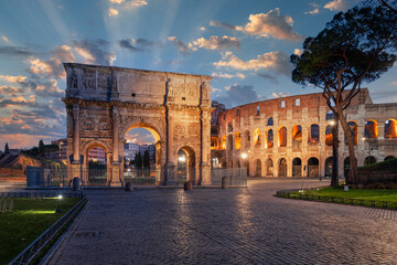 Rome, Italy at the Arch of Constantine and the Colosseum - obrazy, fototapety, plakaty