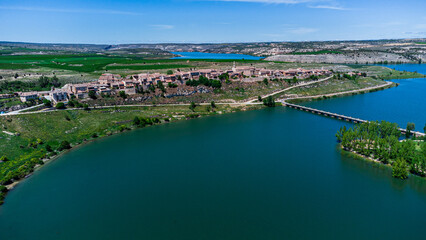 Fototapeta na wymiar Hoces del río Riaza (Segovia)