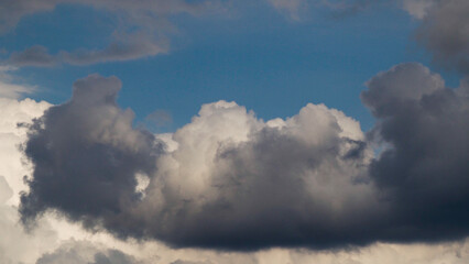Convection de cumulus, par temps instable et orageux