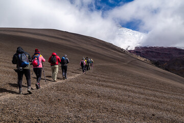 Walking to Morurco
