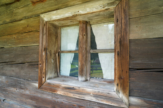 Details on an old Bavarian wooden farmhouse