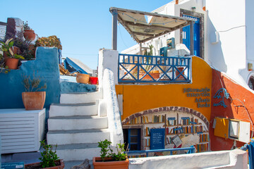 Oia Santorini Streets and Holiday Views