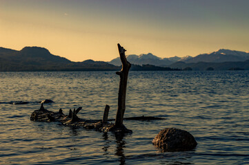 atardecer en el lago