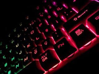 rgb keyboard red and green with black background 