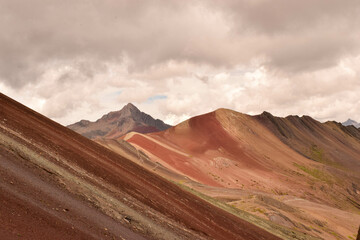 red mountains, montaña de colores - vinicunca, Peru