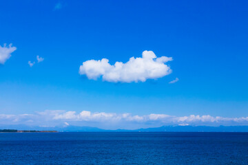 青空と琵琶湖