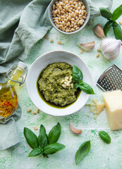 Green basil pesto