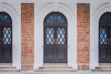 Fototapeta na wymiar Classic England Style Doorway