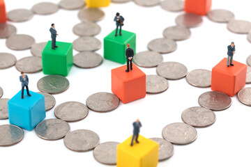 A network of money relationships among people in a miniature world