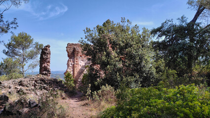 Fototapeta na wymiar Ermita de Sant Cristofol en Falset, Priorat, Tarragona, Catalunya