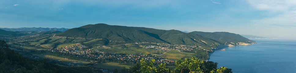 Fototapeta na wymiar View of the village of Yuzhnaya Ozereevka from the observation deck Domik Yoga, Abrau-Dyurso district