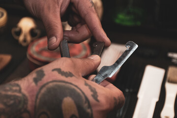 Obraz premium Barber hands