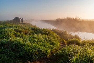 Poranek w Narwiańskim Parku Narodowym, Podlasie, Polska © podlaski49
