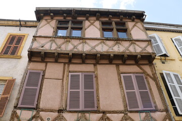 Maison typique, vue de l'extérieur, ville de Charlieu, département de la Loire, France