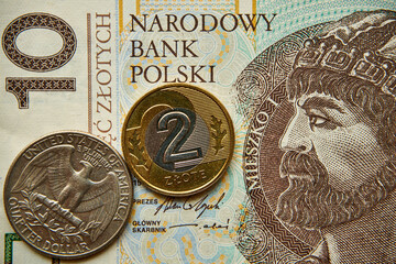 10 złotych, polski banknot ,polska moneta  i amerykańska 
