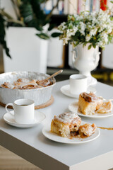 Cinnabons rools to a coffee with a great background