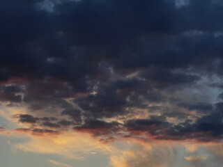 Fototapeta na wymiar clouds at sunset